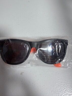 Vintage Donald Duck Sunglasses